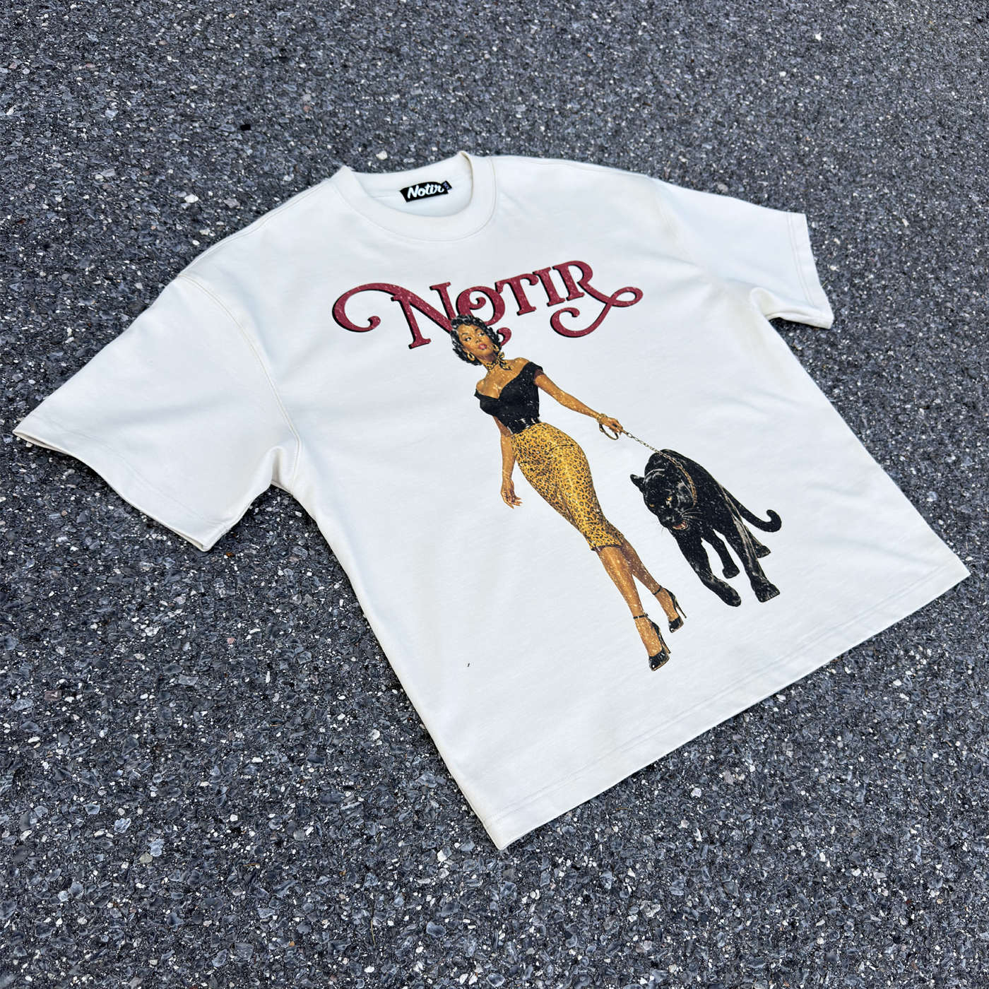 "Davina" T-Shirt